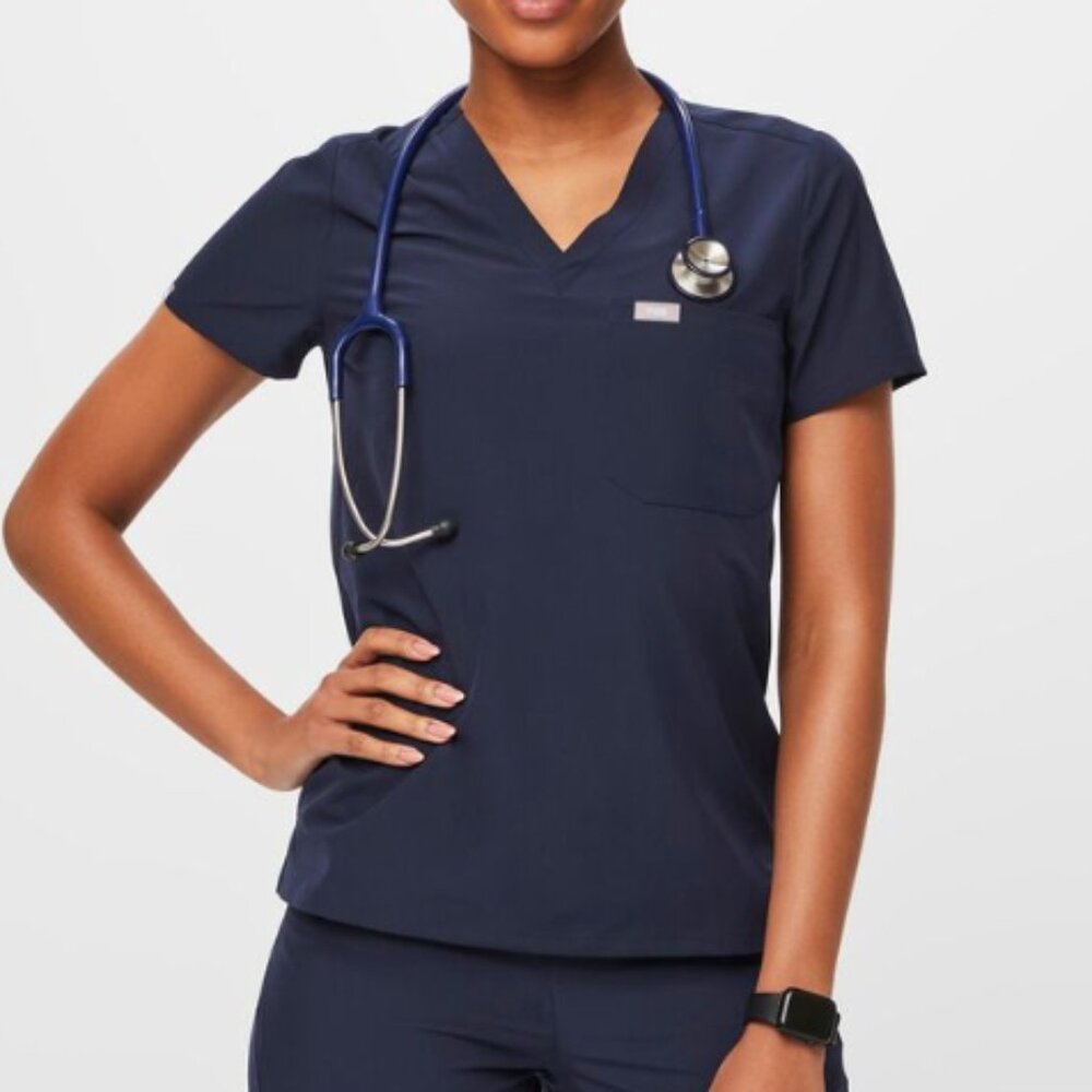 Navy Catarina FREEx One-Pocket Scrub Top